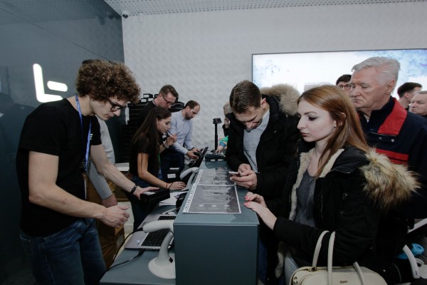 В России открылся первый флагманский магазин LeEco