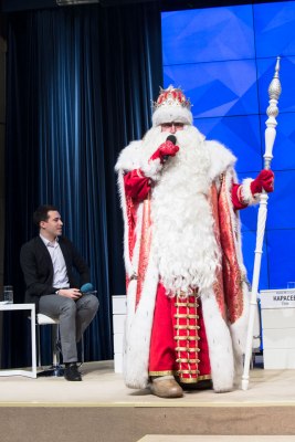 Trashbox оценил российское новогоднее фэнтези «Дед Мороз. Битва Магов»