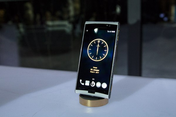 Премиальный смартфон Lumigon T3 выходит на российский рынок