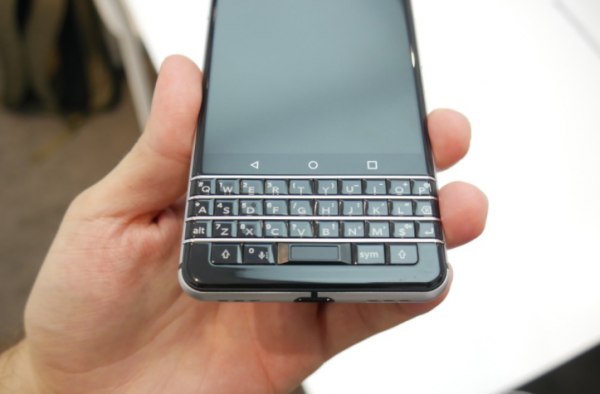 Новый смартфон BlackBerry получит камеру от Google Pixel