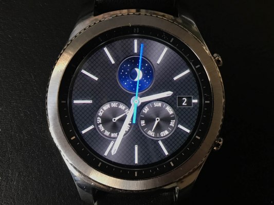 Обзор умных часов Samsung Gear S3 — Дисплей. 1