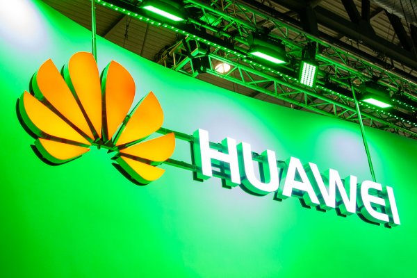 Фотоотчёт с MWC 2017: стенды HP, Nubia, Samsung и Huawei