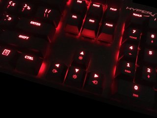 Обзор игровой клавиатуры HyperX Alloy FPS — Внешний вид. 6