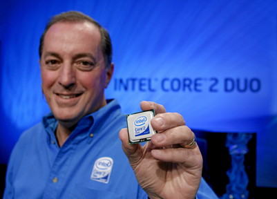 Глава Intel уходит в отставку