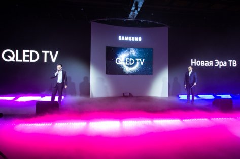 Samsung представила линейку QLED ТВ в России