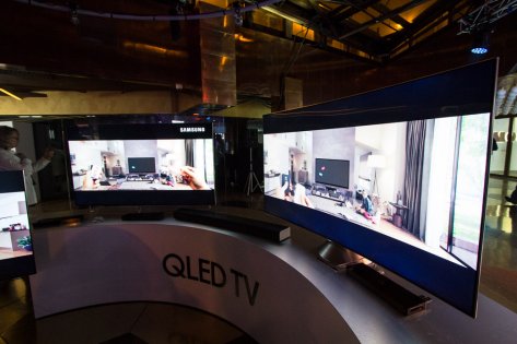 Samsung представила линейку QLED ТВ в России