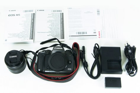Обзор Canon EOS M5 Kit — Комплектация. 3