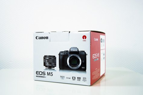 Обзор Canon EOS M5 Kit — Комплектация. 1