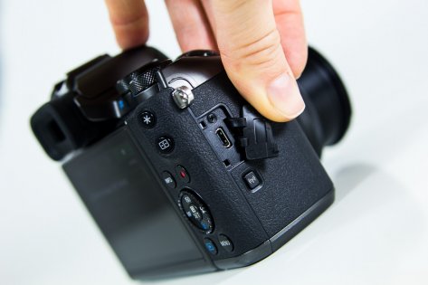 Обзор Canon EOS M5 Kit — Внешний вид . 13