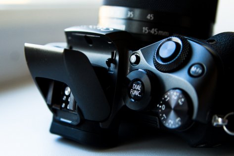 Обзор Canon EOS M5 Kit — Внешний вид . 10
