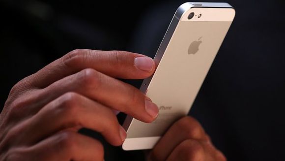 Новые слухи о дешевом iPhone