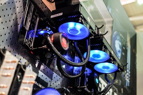 Computex 2017: смотрим на новинки Cooler Master и Gigabyte