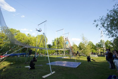 В Москве открылась школа воздушной гимнастики «Трапеция Yota»