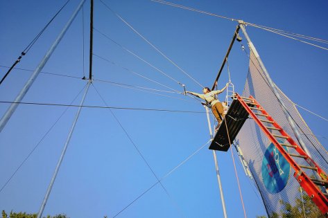 В Москве открылась школа воздушной гимнастики «Трапеция Yota»