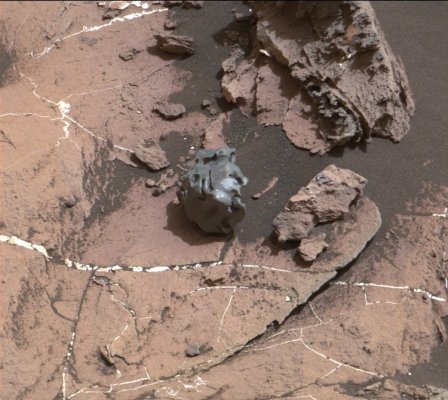 Марсоход Curiosity прислал снимки марсианских облаков