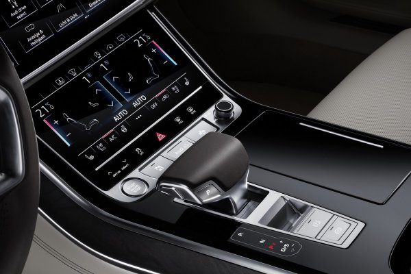 Audi продвигает в массы автомобили с автопилотом