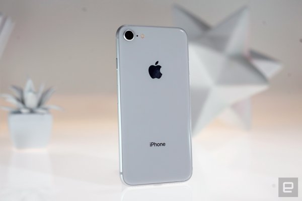 Обзор iPhone 8 и iPhone 8 Plus
