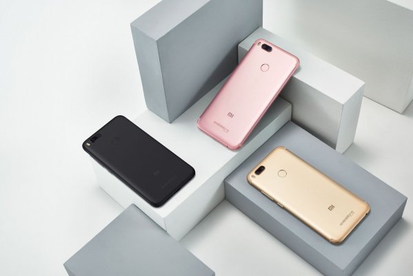 Xiaomi Mi A1 прибыл в Россию