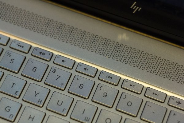Обзор HP ENVY x360 — Тачпад и клавиатура. 4