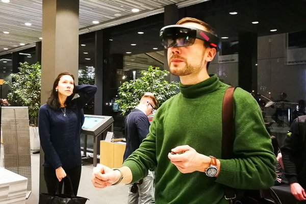 Microsoft и Hyundai запустили бесплатные VR-экскурсии в Сеул