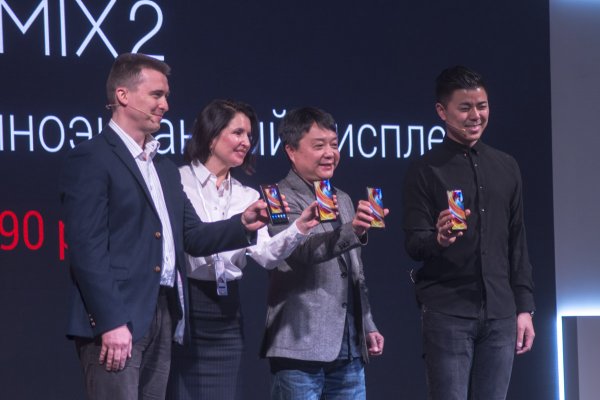 Презентация Xiaomi Mi Mix 2 и Mi Ecosystem в России
