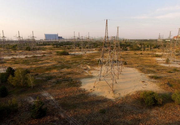 Первая солнечная электростанция в Чернобыле почти построена
