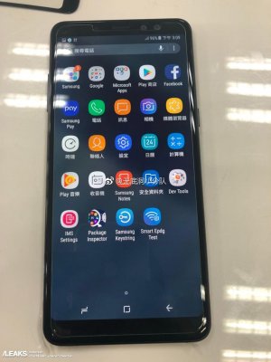 Galaxy A8+ (2018) показался на живых фотографиях