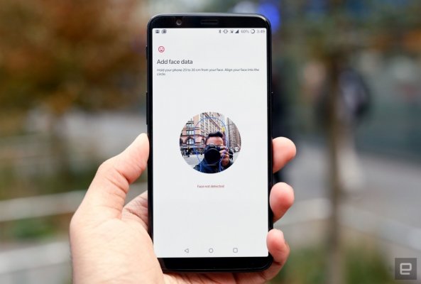 Новая OxygenOS добавила разблокировку по лицу в OnePlus 5