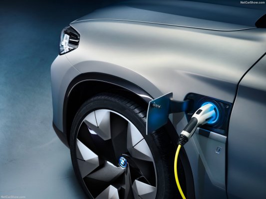 Представлен электрокроссовер BMW iX3 с запасом хода 400 км