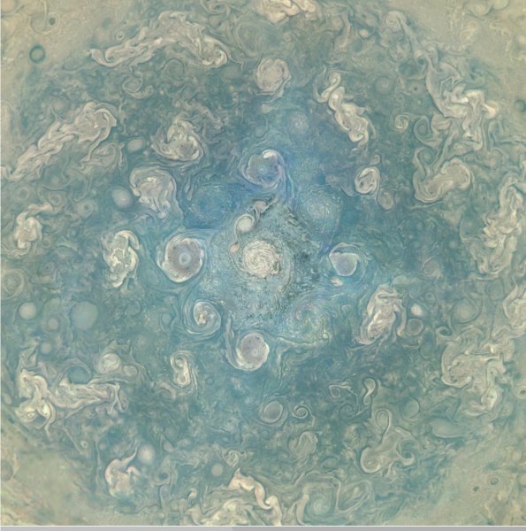Самые красивые снимки Юпитера — вспоминаем миссию «Юнона»