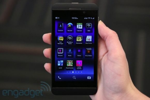 Компания BlackBerry представила смартфоны Q10 и Z10 на новой платформе