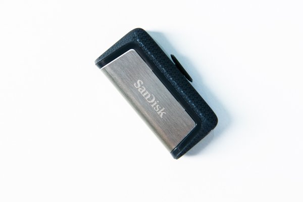 Флешки от SanDisk — время новых стандартов — Ultra Dual Drive USB Type-C . 1