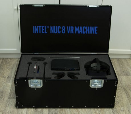 Игровой ПК в рюкзаке: обзор Intel NUC Hades Canyon