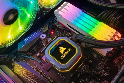 Corsair показала новые корпуса и ОЗУ с RGB на Computex 2018