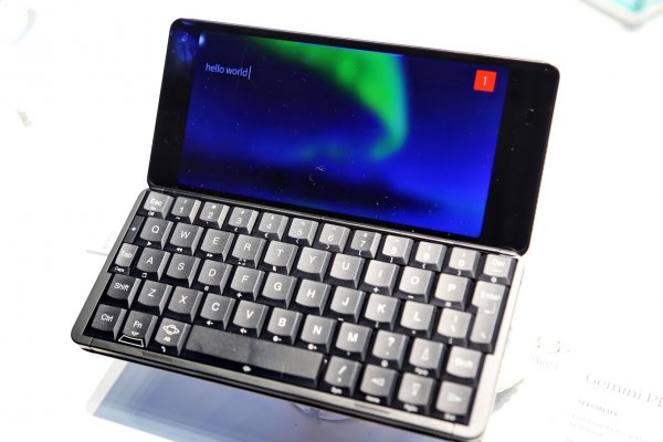 Gemini PDA теперь официально поддерживает Sailfish OS