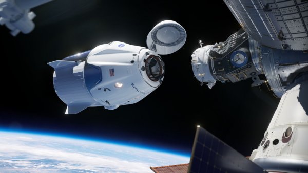Определены экипажи первых пилотируемых полетов на кораблях Boeing и SpaceX