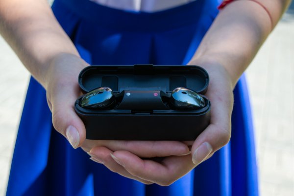 Обзор наушников Sony WF-1000X — без проводов и шума — Внешний вид. 8