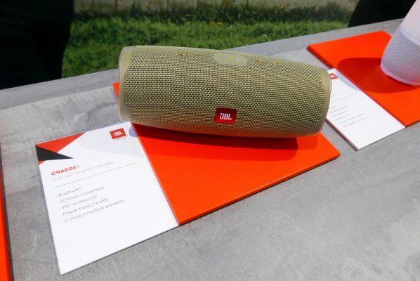 JBL на IFA 2018: новые портативные колонки и наушники