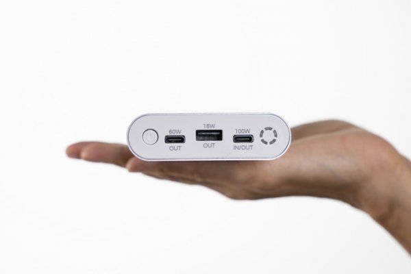 На Kickstarter появился повербанк с USB-C и рекордной мощностью в 100 Вт