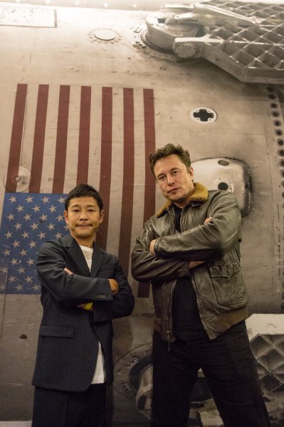 Первый космический турист SpaceX и обновлённая ракета BFR. Что нового рассказал Илон Маск