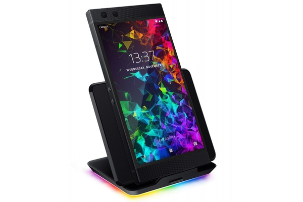 Состоялся дебют игрового смартфона Razer Phone 2