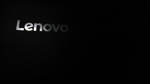 Lenovo и LG Display готовят первый в мире гибкий планшет
