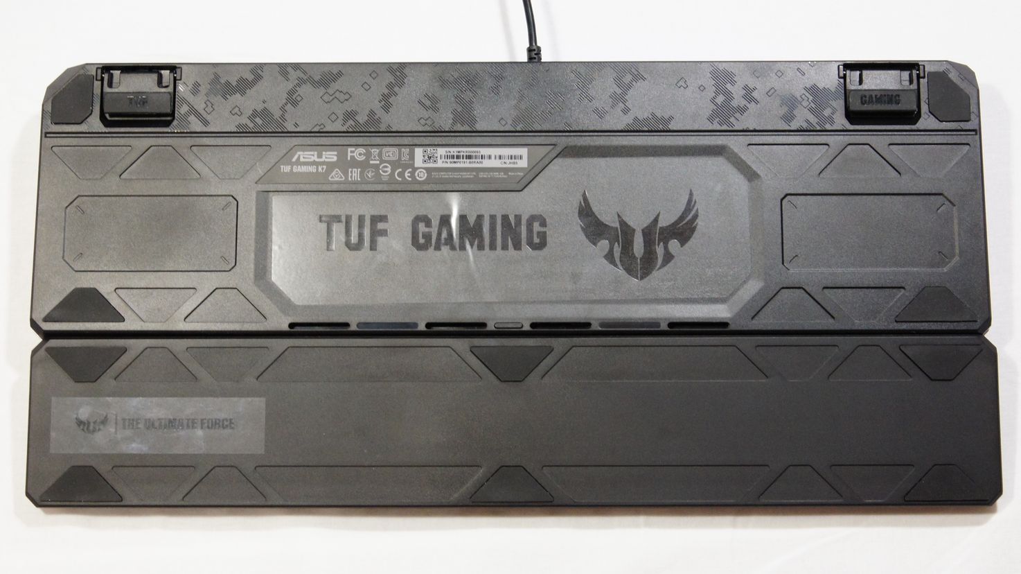 Tuf gaming k3. ASUS TUF Gaming k7. Клавиатура ASUS TUF Gaming k7. ASUS TUF Gaming k7 клавиатура разборка. Наклейки блоки питания 2024 года TUF Gaming.