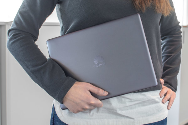 Для молодых и активных: Huawei MateBook 13