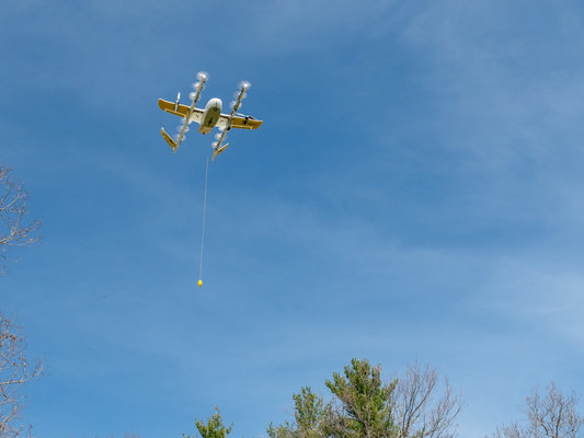 Wing от Google станет первым сервисом доставки дронами в США