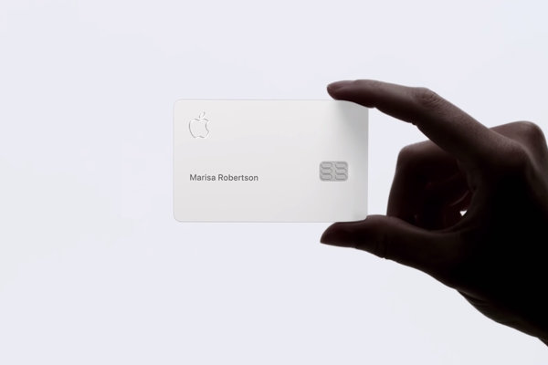 Apple и Xiaomi запускают кредитные карты. Какая от них польза?