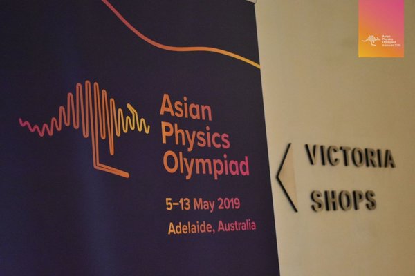 Школьник из России стал абсолютным победителем азиатской олимпиады по физике