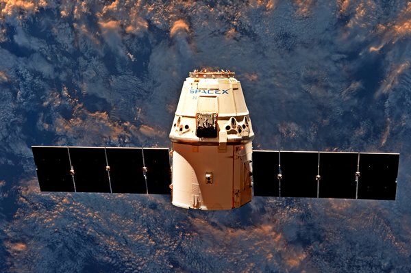 SpaceX готовится к запуску первой партии спутников Starlink