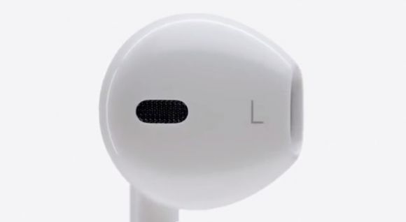 На Apple подали в суд из-за наушников EarPods