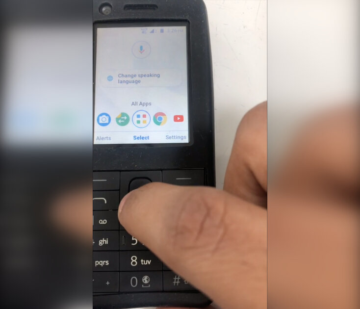 Видео: кнопочный телефон Nokia работает на Android